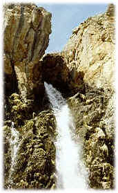 Palencia. Cascada del Arroyo Mazobres en el Pico Espigete